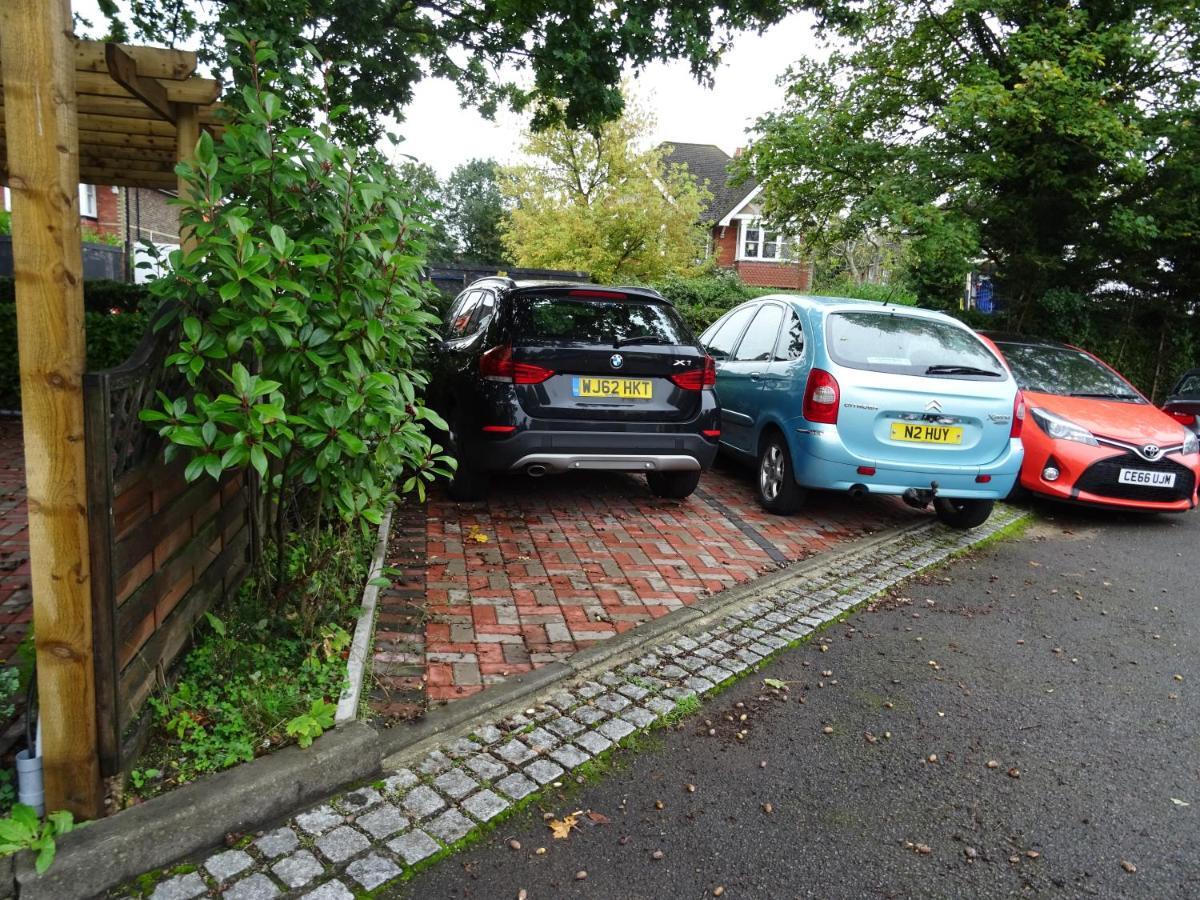 The Gatwick White House Hotel Horley Exterior foto